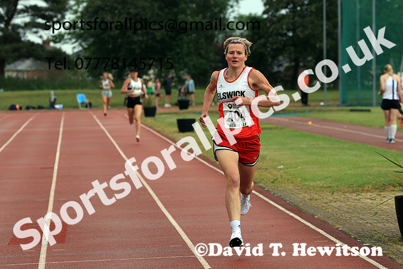 800 metres, 2025 NEMAA Track and Field, Monkton. Photo: David T. Hewitson/Sports for All Pics